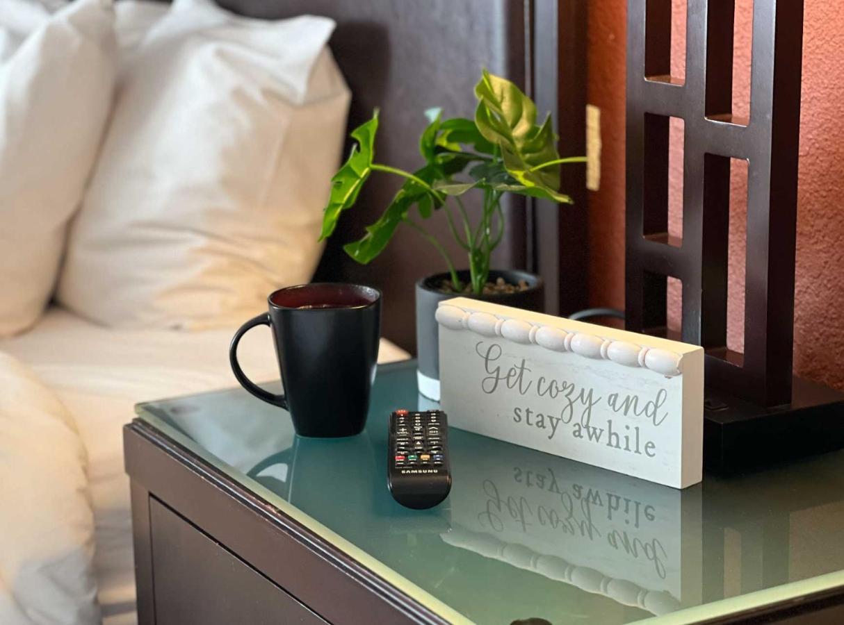 The Patch Lodge Warroad المظهر الخارجي الصورة