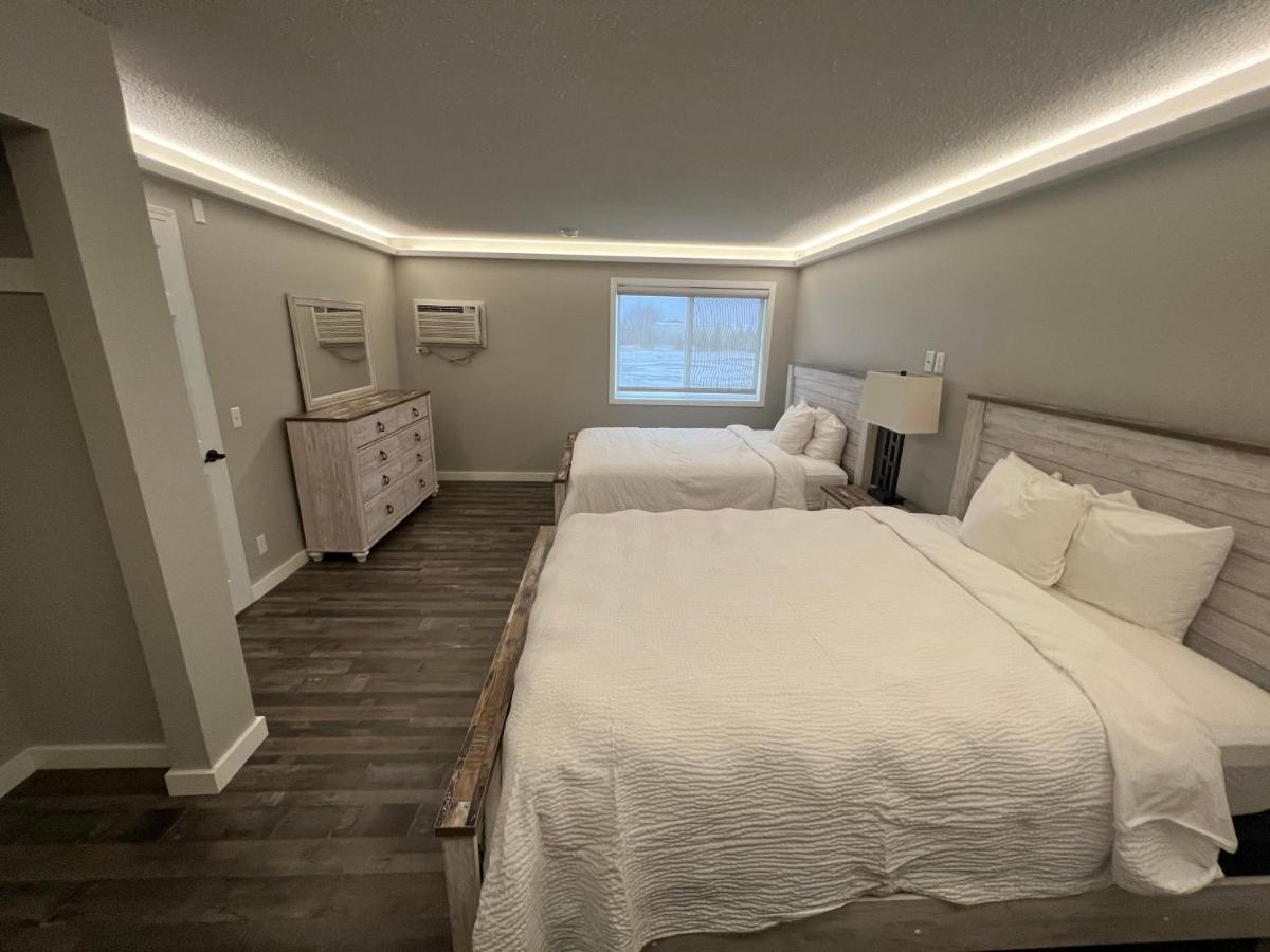The Patch Lodge Warroad المظهر الخارجي الصورة
