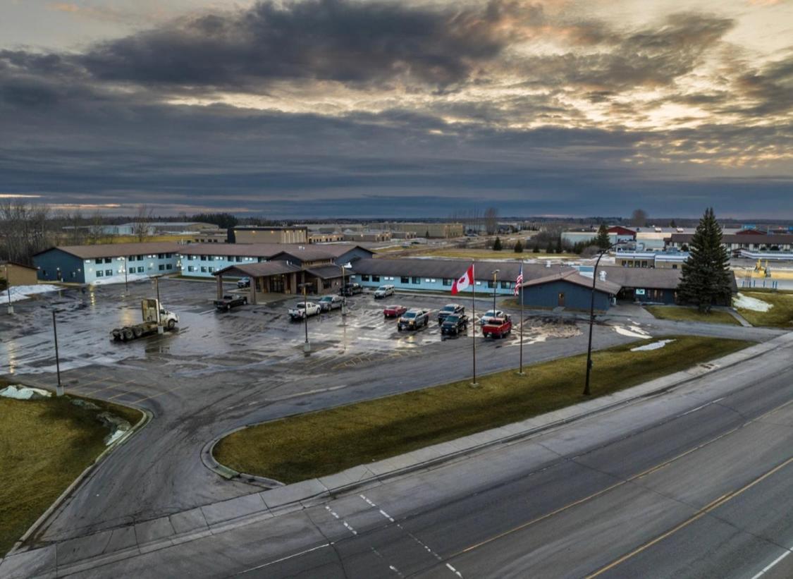 The Patch Lodge Warroad المظهر الخارجي الصورة